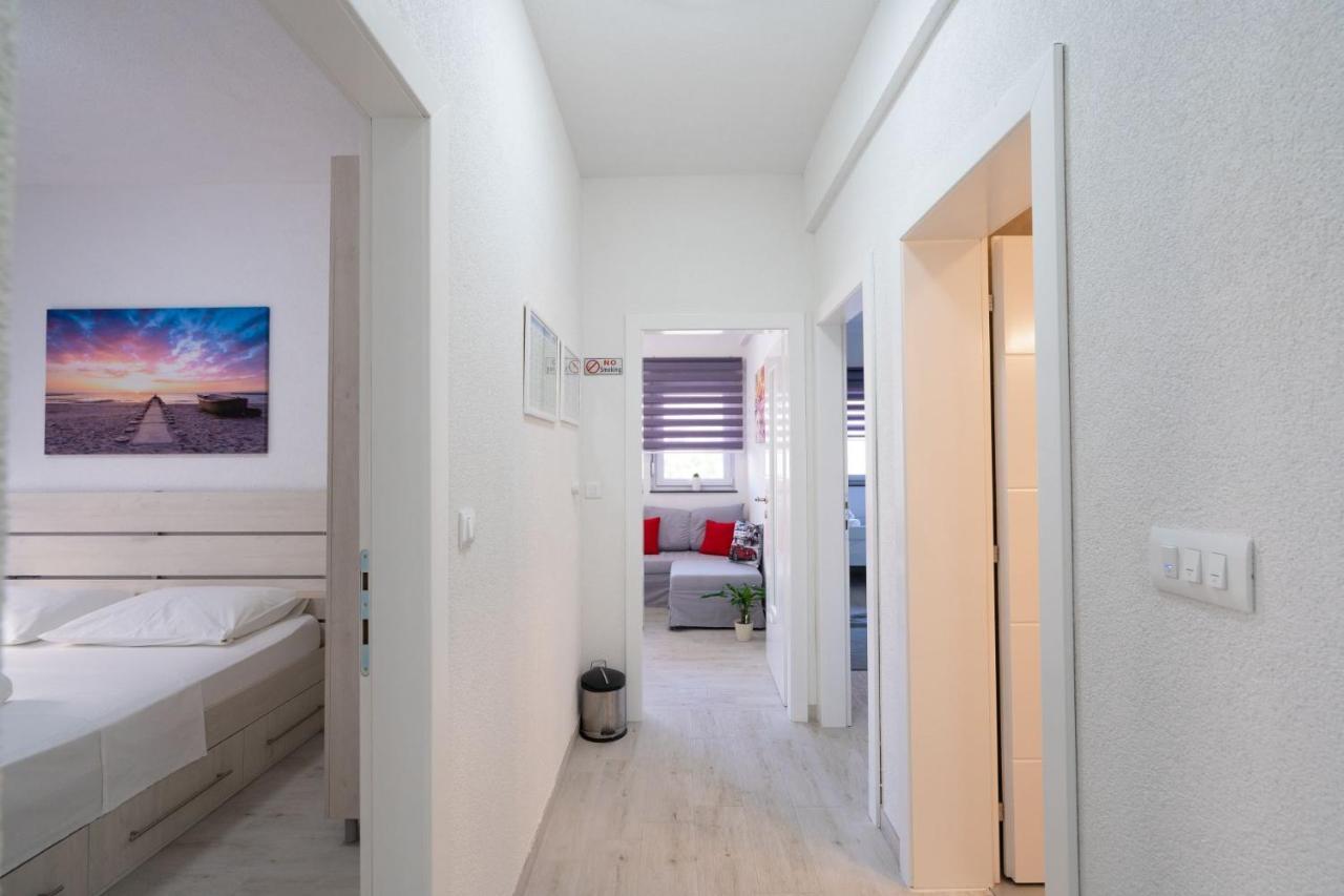 Seaview Relaxation Apartment โปดสตรานา ภายนอก รูปภาพ