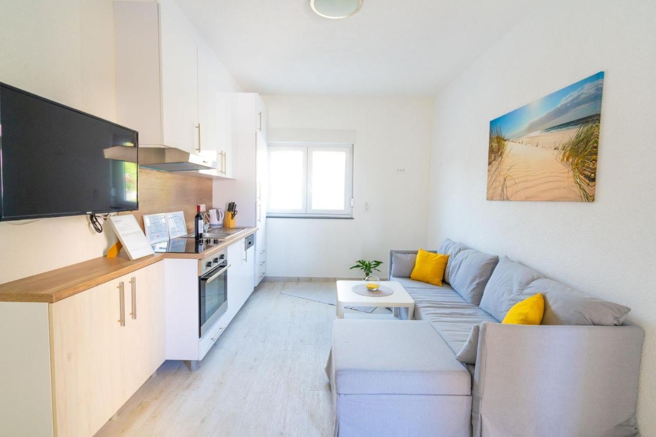 Seaview Relaxation Apartment โปดสตรานา ภายนอก รูปภาพ