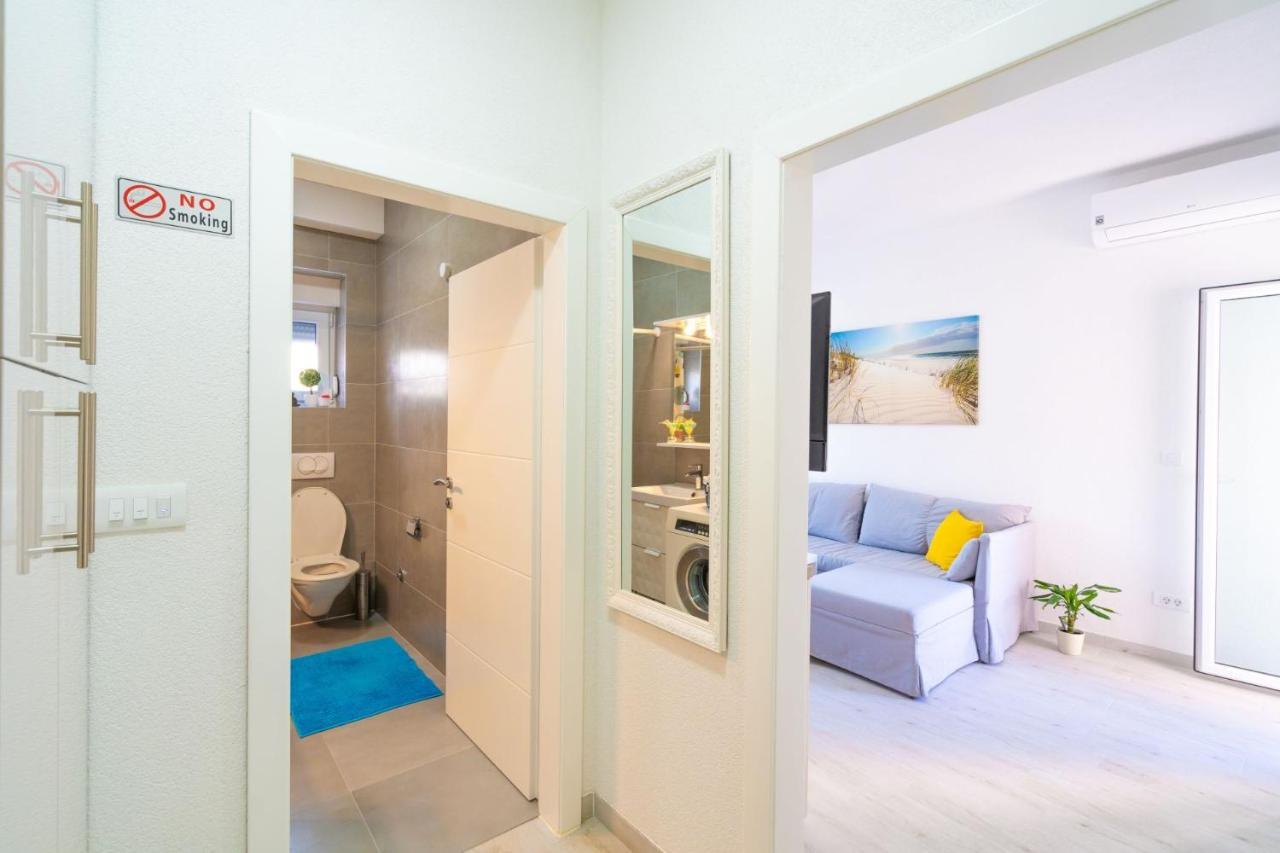 Seaview Relaxation Apartment โปดสตรานา ภายนอก รูปภาพ